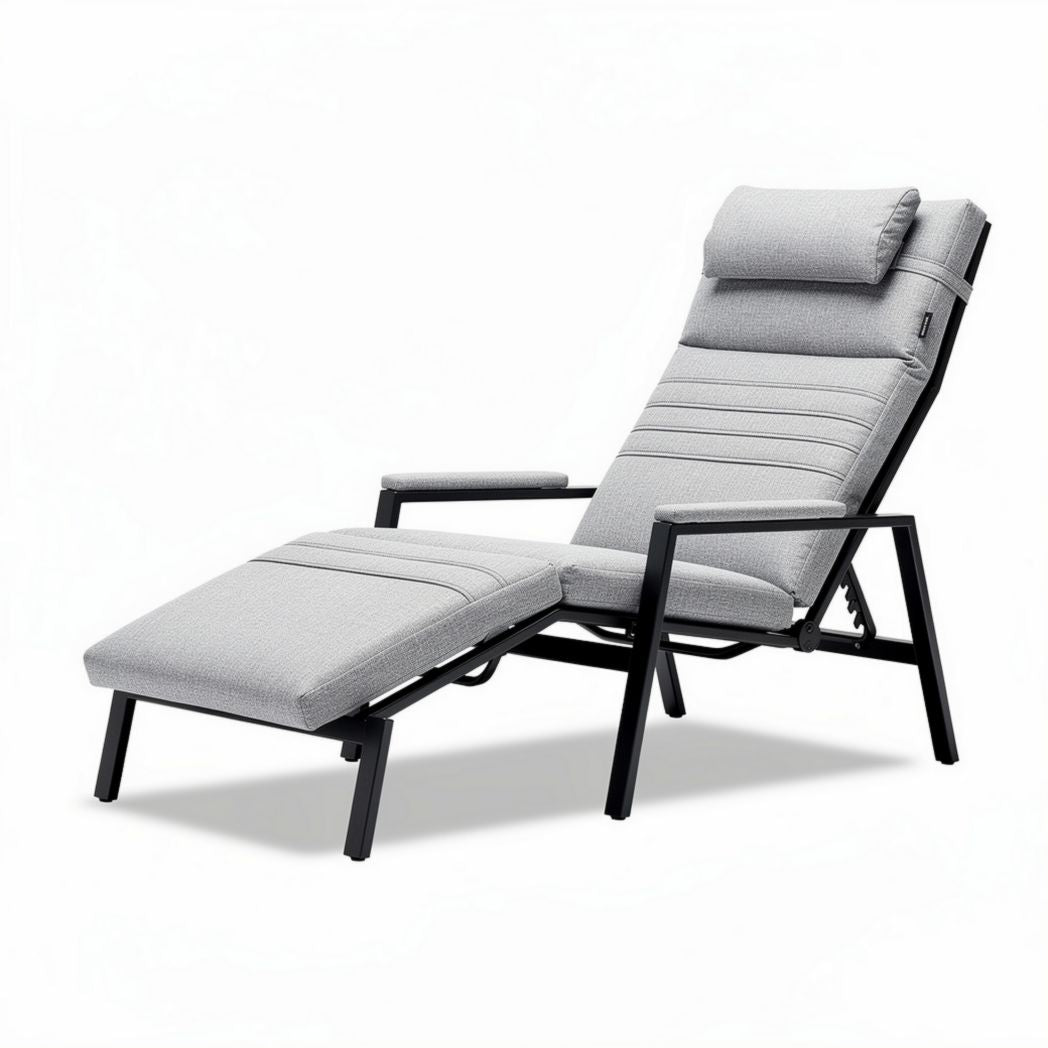 Metal Frame Adjustable Lounge Chair – Suitable for Outdoor Relaxation – Upholstered in Fabric – 180 x 70 x 100cm
